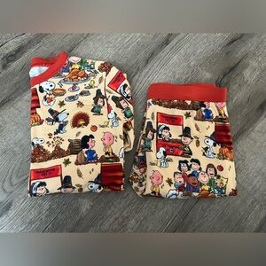 Peanuts Charlie Brown Snoopy Thanksgiving Pajama Set showstoppers